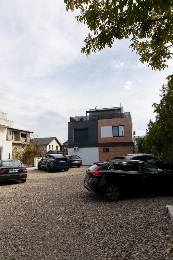 Studio 8 I One Bedroom Apartment I Airport I Therme オトペニ エクステリア 写真