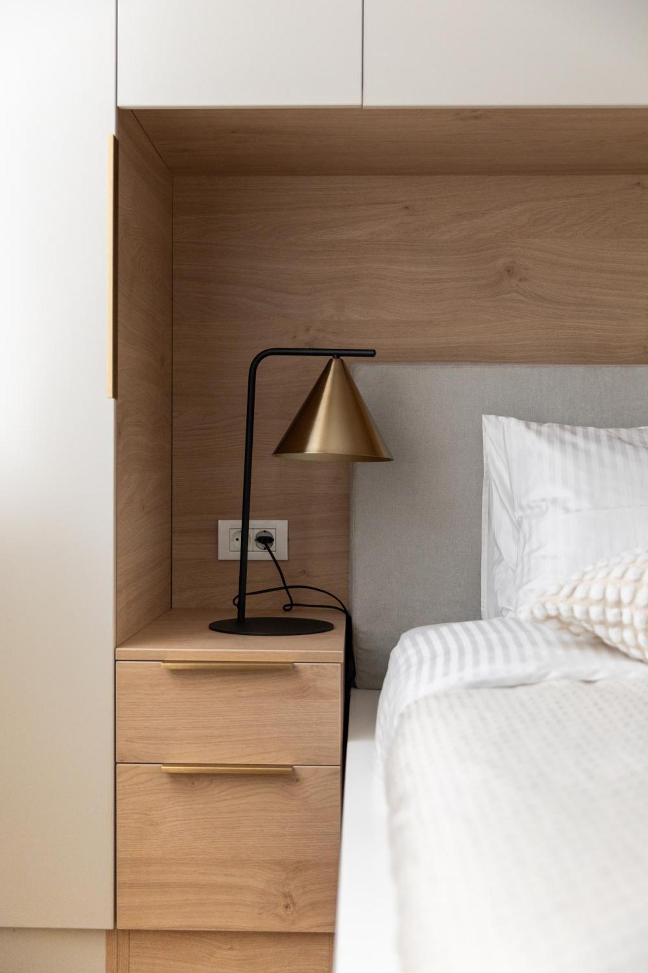 Studio 8 I One Bedroom Apartment I Airport I Therme オトペニ エクステリア 写真