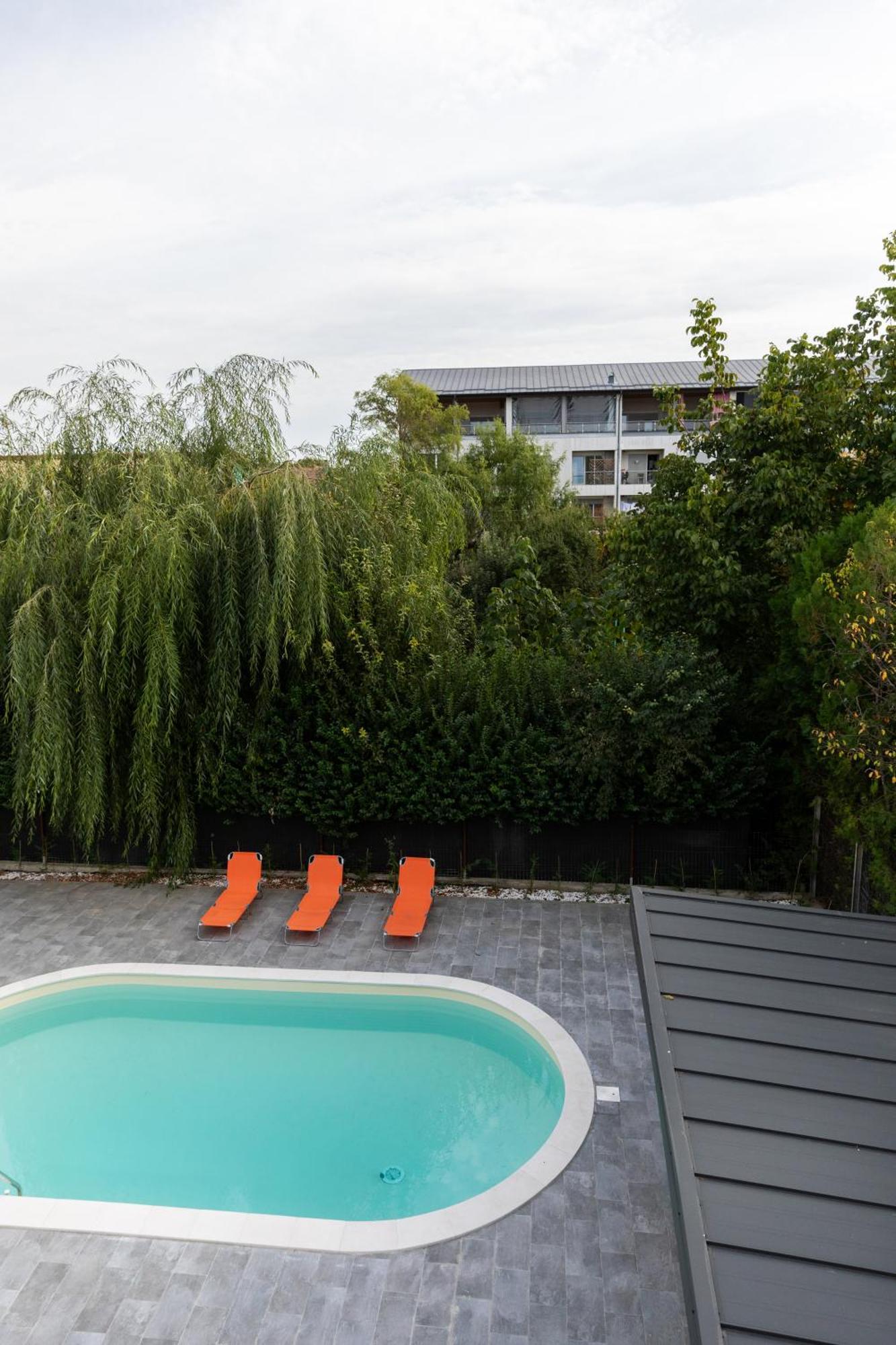 Studio 8 I One Bedroom Apartment I Airport I Therme オトペニ エクステリア 写真